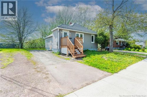 150 Purdy Ave, Moncton, NB, E1C7W2 | Card Image