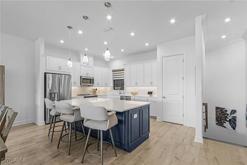 203-15253 Zeno Way, Naples, FL, 34114-3176 | Card Image