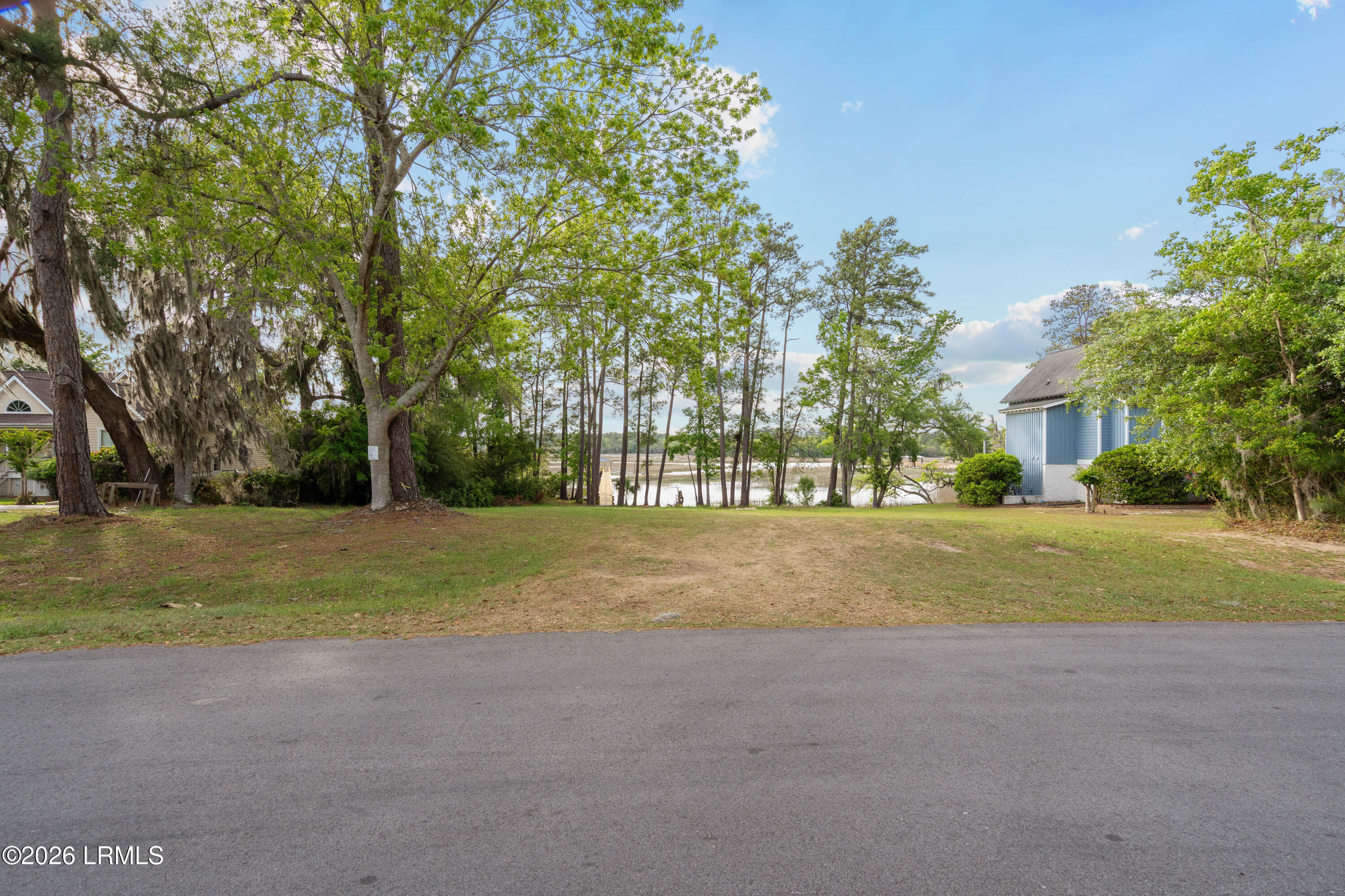Land in Beaufort 3