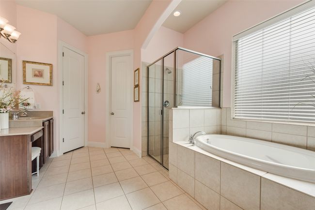 6709 Natures Way, House other with 4 bedrooms, 3 bathrooms and null parking in Dallas TX | Image 13