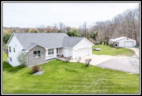 E7420 Stage Road, Lebanon, WI, 54961 | Card Image