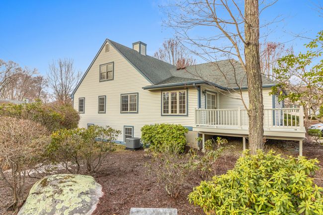 2 - 2 Chestnut Dr, Condo with 3 bedrooms, 3 bathrooms and null parking in Niantic CT | Image 5