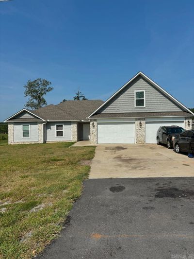 15987 E Miller Sardis, House other with 4 bedrooms, 2 bathrooms and null parking in Bauxite AR | Image 1