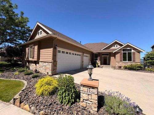 1209 N Dunbarton Oaks Ln, Liberty Lake, WA, 99019-7700 | Card Image