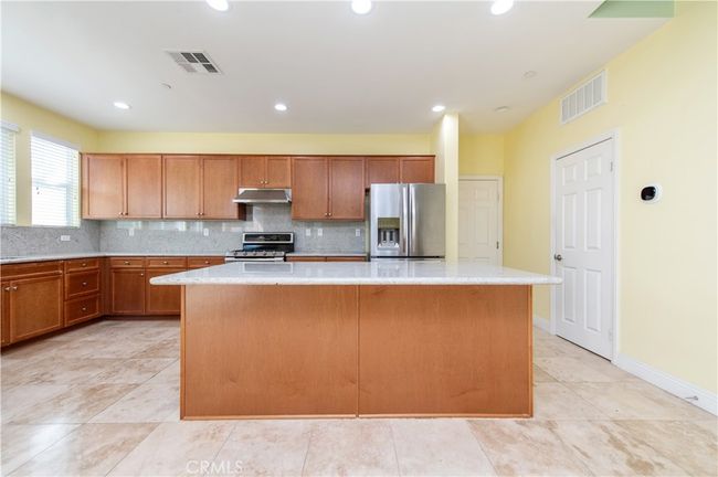 7271 Enclave Dr, House other with 3 bedrooms, 3 bathrooms and 4 parking in Eastvale CA | Image 10