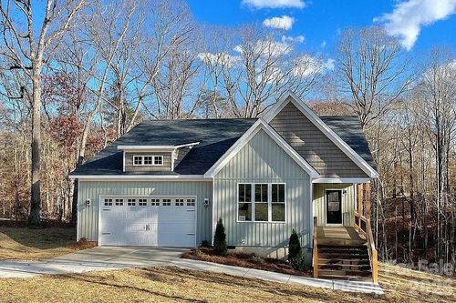 853 Spring Lake Dr, Iron Station, NC, 28080-8737 | Card Image