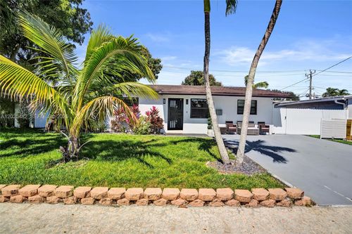 6761 Allen St, Hollywood, FL, 33024-1807 | Card Image