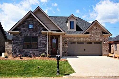 98-5068 Silver Trace Ln, Denver, NC, 28037-9003 | Card Image