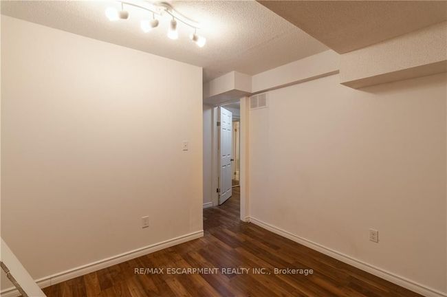 788 Grandview St N, House other with 7 bedrooms, 4 bathrooms and 3 parking in Oshawa ON | Image 36