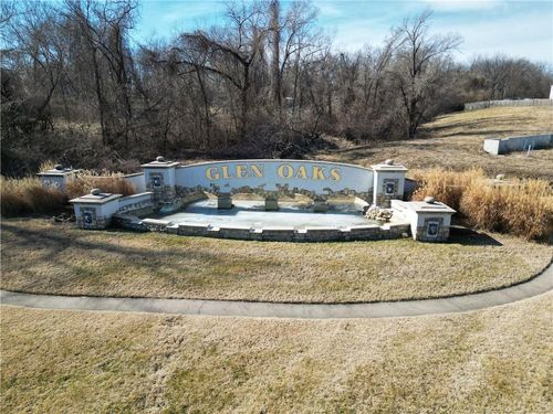 13920 E 54th Ter, Kansas City, MO, 64133-7736 | Card Image