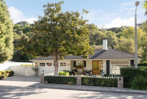 1477 Las Positas Pl, SANTA BARBARA, CA, 93105-4525 | Card Image