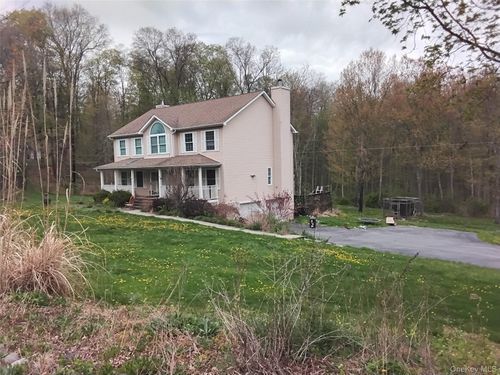 60 Whitetail Run, Chester, NY, 10918-4501 | Card Image