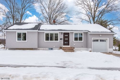 82 Michael Dr, Wayne, NJ, 07470-3464 | Card Image