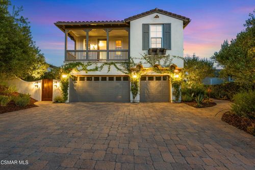 4372 Via Juanita, Newbury Park, CA, 91320-6842 | Card Image