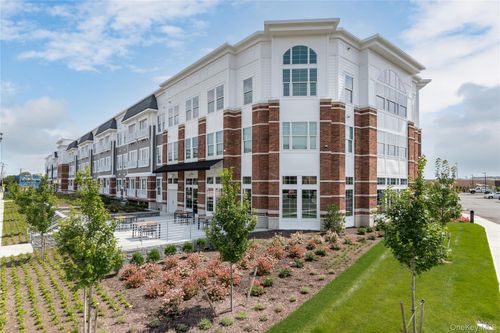 3001-75 E Hoffman Avenue, Babylon, NY, 11757 | Card Image