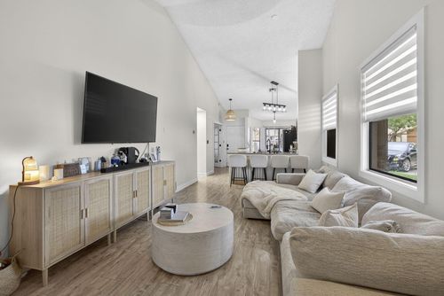 3807 Collinwood Ln, West Palm Beach, FL, 33406-4152 | Card Image