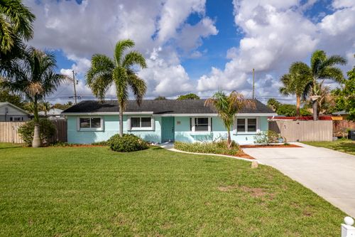 1061 Pineway Dr, Haverhill, FL, 33417-5825 | Card Image