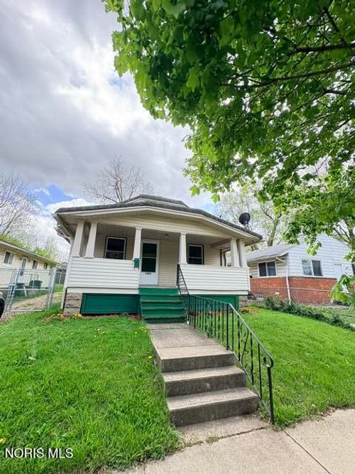 750 Baird St, Akron, OH, 44306-1406 | Card Image