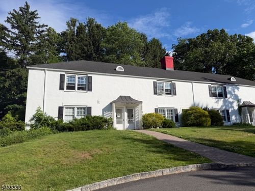 2-2 Beech Spring Dr, Summit, NJ, 07901 | Card Image