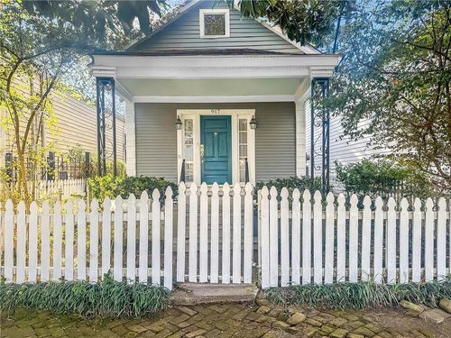 917 Joliet St, New Orleans, LA, 70118-1129 | Card Image