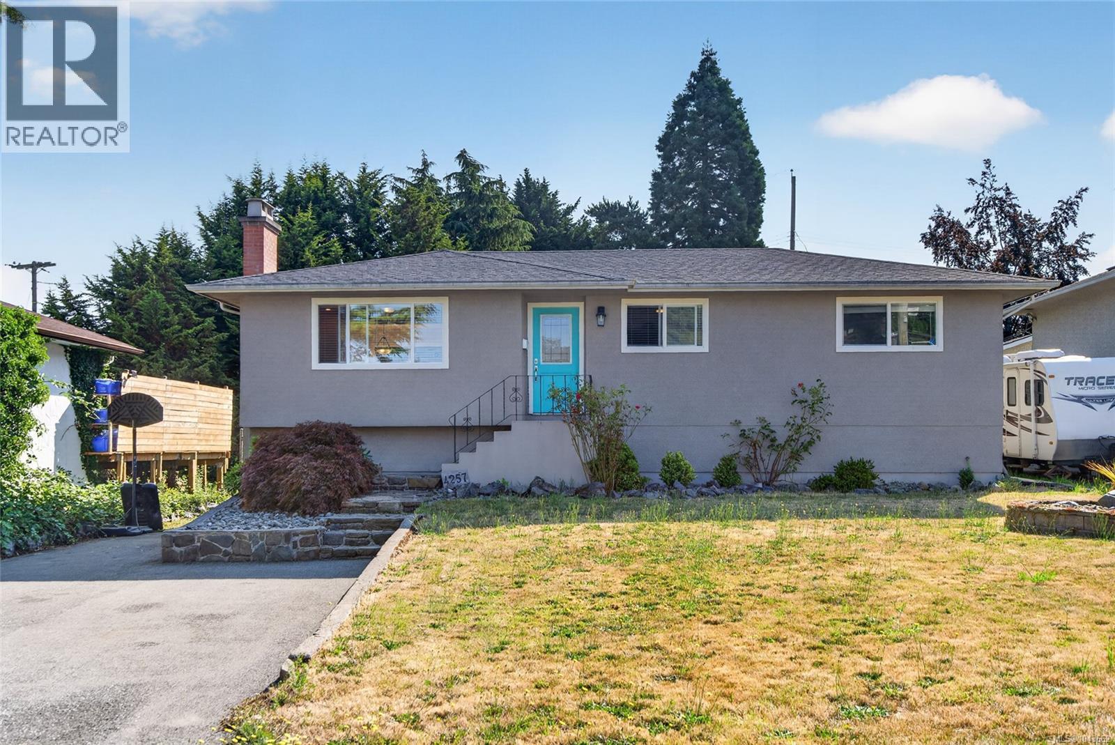 Residential in Saanich