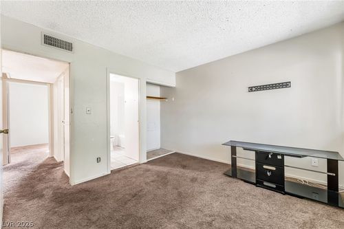 50-4770 Topaz St, Las Vegas, NV, 89121-5512 | Card Image