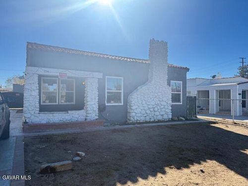 114 W Lancaster Blvd, Lancaster, CA, 93534-2620 | Card Image