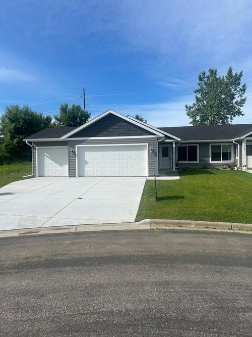 2010 20th St, Zumbrota, MN, 55992-5171 | Card Image