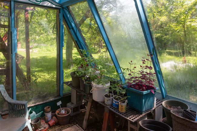 View of sunroom / greenhouse | Image 44
