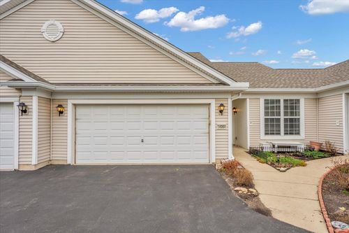 14084 Moraine Hills Dr, Huntley, IL, 60142-7899 | Card Image