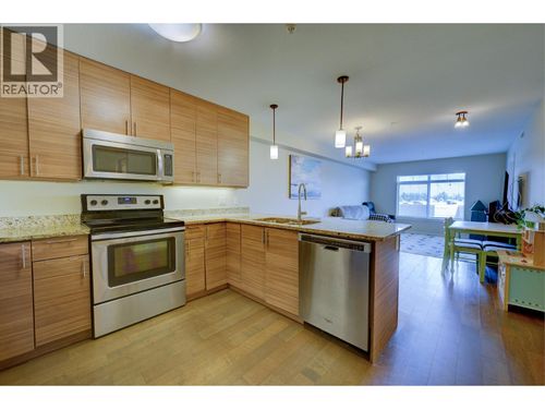 324-689 Tranquille Rd, Kamloops, BC, V2B0C7 | Card Image