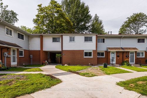 98-1045 Morrison Dr, Ottawa, ON, K2H7L2 | Card Image
