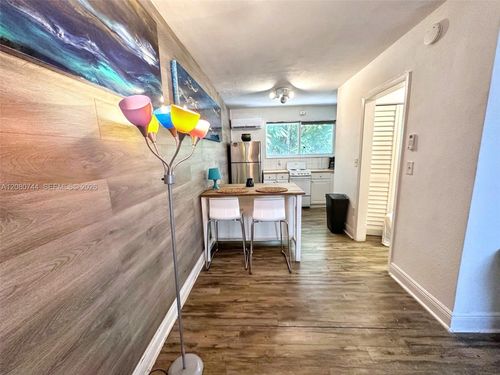 19-3071 Sw 27th Ave, Miami, FL, 33133-4673 | Card Image