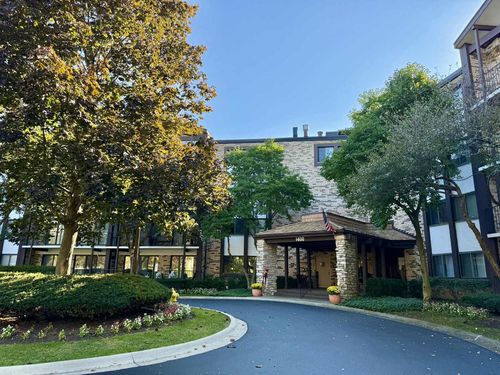 apt-315-1400 N Yarmouth Pl, Mount Prospect, IL, 60056-1066 | Card Image