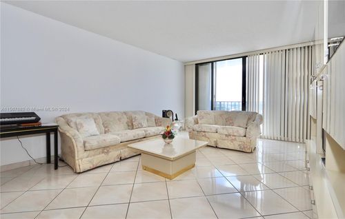 apt-806-2401 S Ocean Dr, Hollywood, FL, 33019-2668 | Card Image