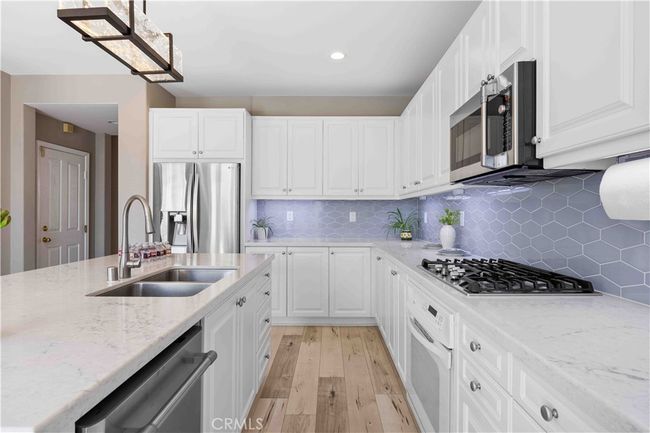 11 Asbury, House other with 4 bedrooms, 3 bathrooms and 2 parking in Irvine CA | Image 14