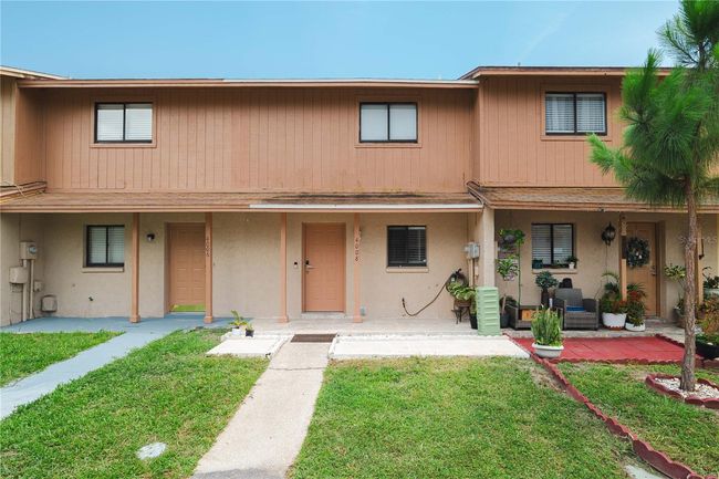 4008 Pine Limb Ct, Townhouse with 2 bedrooms, 2 bathrooms and null parking in TAMPA FL | Image 5