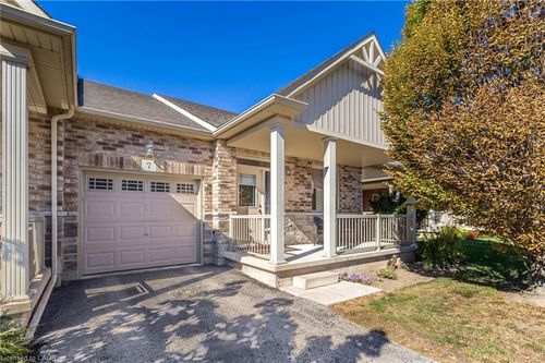 7 Gaddye Lane, Binbrook, ON, L0R1C0 | Card Image