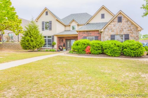 461 Cross Timbers Blvd, Sapulpa, OK, 74066-8243 | Card Image