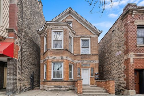 2420 S Oakley Ave, CHICAGO, IL, 60608-4902 | Card Image