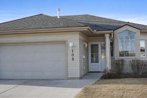 109 Covenant Bay, Rocky View County, AB, T1X1G2 | Card Image