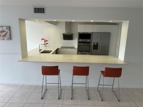 apt-402-400 Leslie Dr, Hallandale Beach, FL, 33009-2964 | Card Image