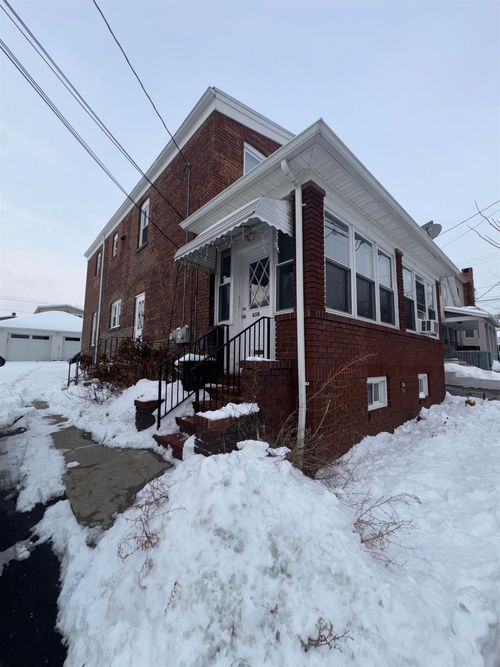 1-438 4th St, Carlstadt, NJ, 07072-1301 | Card Image