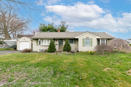 41 Sunset Boulevard, Hamilton Square, NJ, 08690 | Card Image