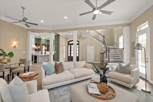 1148 Du Barry Ln, Houston, TX, 77018-5206 | Card Image