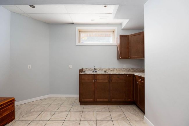 129 Honeysuckle Way, House other with 5 bedrooms, 4 bathrooms and 2 parking in Fort Mcmurray AB | Image 24