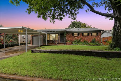 7423 30th St, Tulsa, OK, 74129-6433 | Card Image