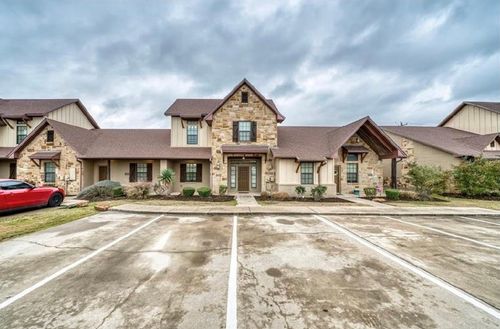 3217 Sergeant Dr, College Station, TX, 77845-6173 | Card Image