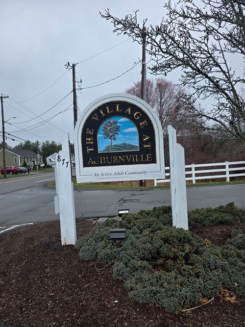 m2-877 Auburnville Way, Whitman, MA, 02382-1760 | Card Image
