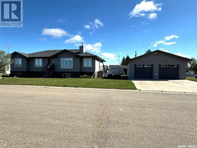 507 Anderson Dr, House other with 3 bedrooms, 2 bathrooms and null parking in Hudson Bay SK | Image 2